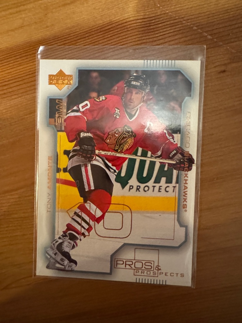 Chicago Blackhawks Hockey Trading Card - Red Jersey